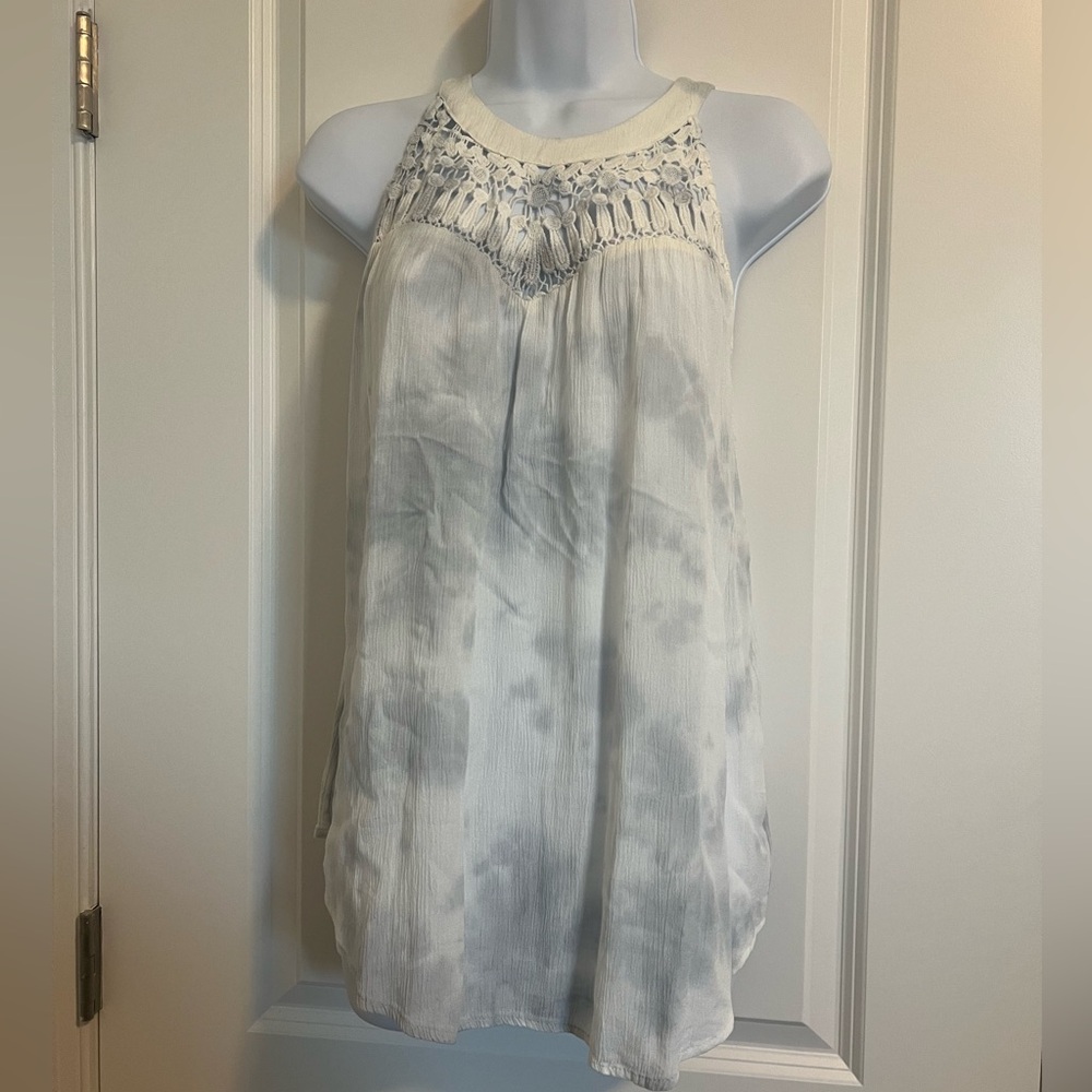 Torrid sleeveless top